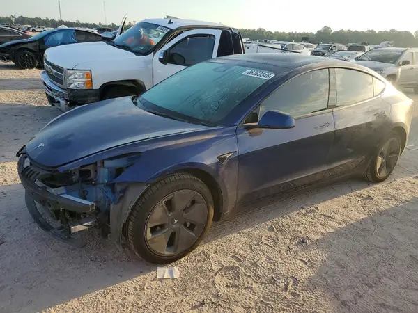5YJ3E1EA7PF627411 2023 TESLA MODEL 3 - Image 1
