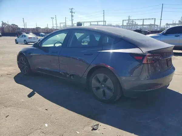 5YJ3E1EA7PF638179 2023 TESLA MODEL 3 - Image 2