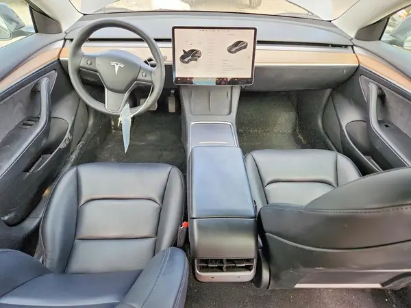 5YJ3E1EA7PF643396 2023 TESLA MODEL 3 - Image 8