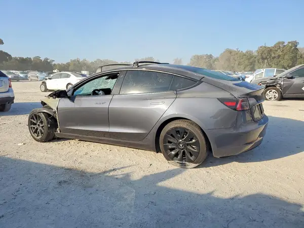 5YJ3E1EA7PF648775 2023 TESLA MODEL 3 - Image 2