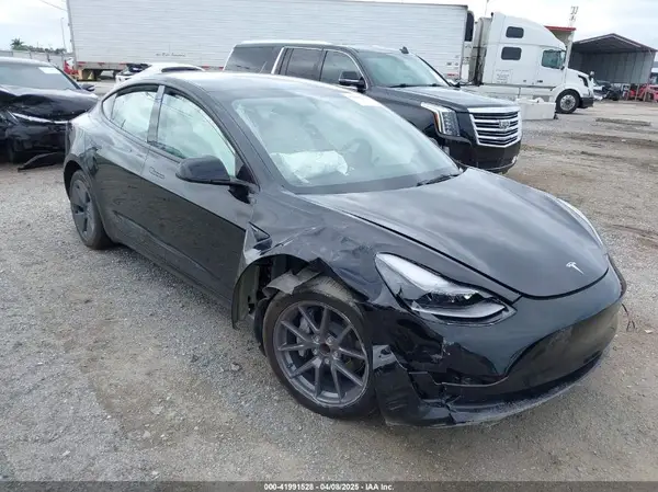 5YJ3E1EA7PF654298 2023 TESLA MODEL 3 - Image 1