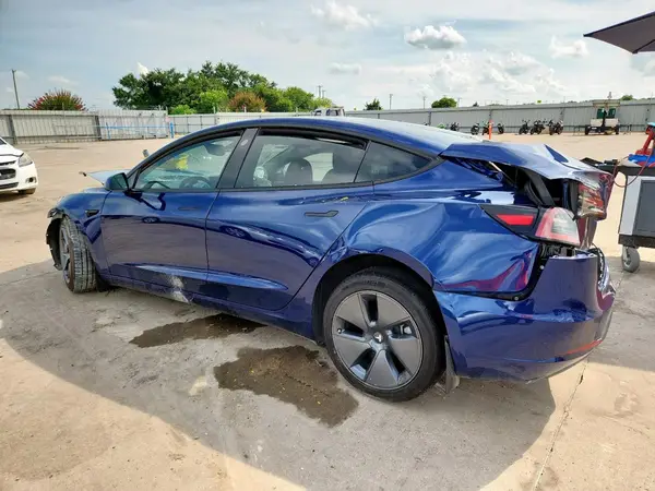 5YJ3E1EA7PF656844 2023 TESLA MODEL 3 - Image 2