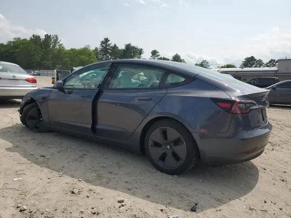 5YJ3E1EA7PF658349 2023 TESLA MODEL 3 - Image 2