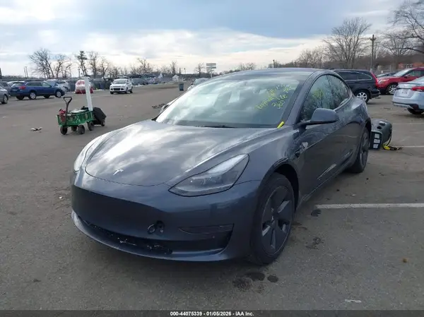 5YJ3E1EA7PF658643 2023 TESLA MODEL 3 - Image 2