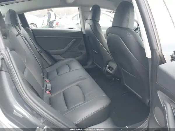 5YJ3E1EA7PF670839 2023 TESLA MODEL 3 - Image 8