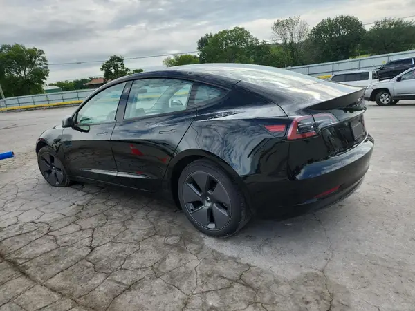 5YJ3E1EA7PF672154 2023 TESLA MODEL 3 - Image 2