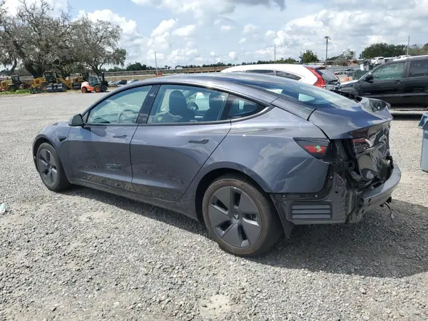 5YJ3E1EA7PF672543 2023 TESLA MODEL 3 - Image 2
