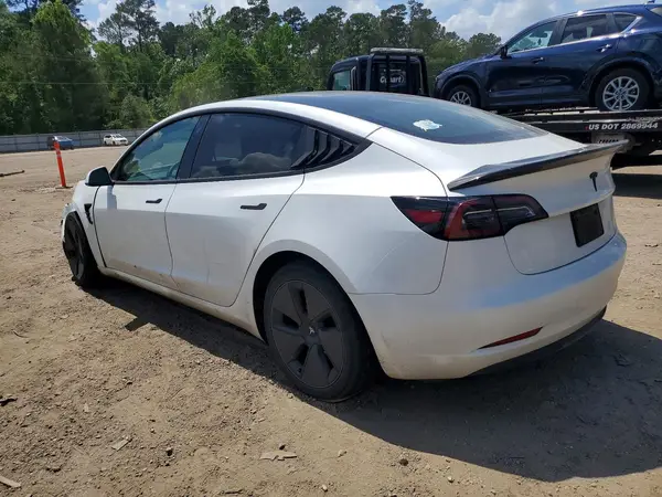 5YJ3E1EA7PF673059 2023 TESLA MODEL 3 - Image 2