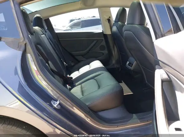 5YJ3E1EA7PF673322 2023 TESLA MODEL 3 - Image 8