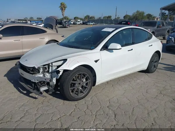 5YJ3E1EA7PF673630 2023 TESLA MODEL 3 - Image 2