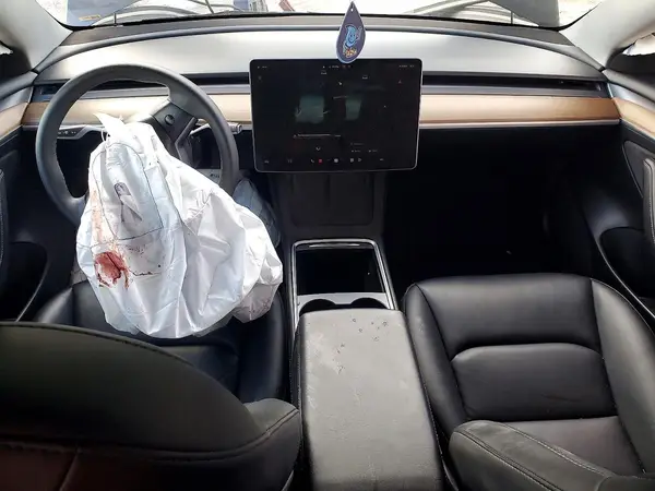 5YJ3E1EA7PF673949 2023 TESLA MODEL 3 - Image 8