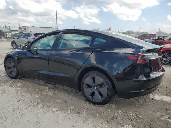 5YJ3E1EA7PF675412 2023 TESLA MODEL 3 - Image 2