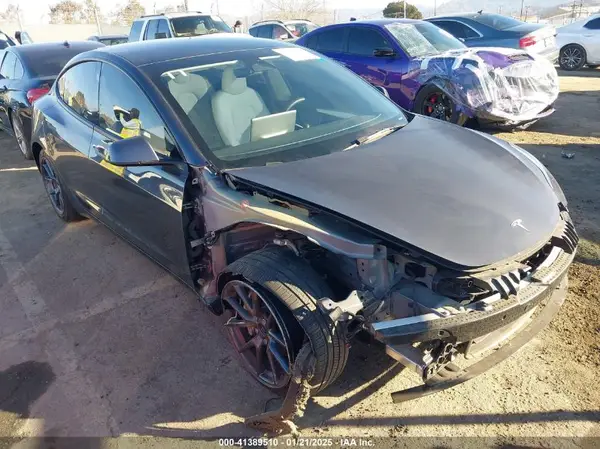5YJ3E1EA7PF675765 2023 TESLA MODEL 3 - Image 1