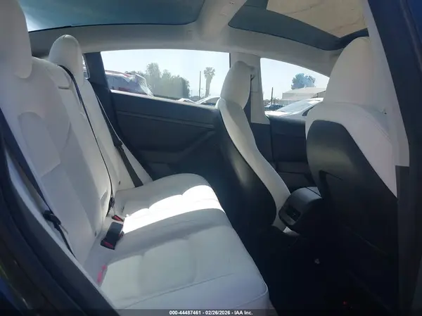 5YJ3E1EA7PF678634 2023 TESLA MODEL 3 - Image 8