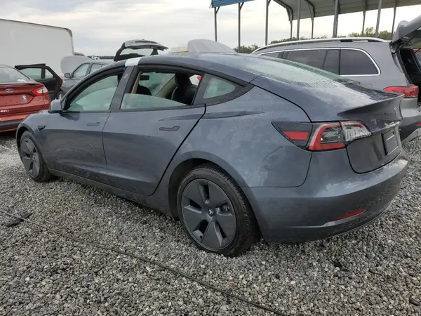 5YJ3E1EA7PF682246 2023 TESLA MODEL 3 - Image 2