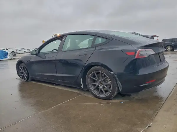 5YJ3E1EA7PF684353 2023 TESLA MODEL 3 - Image 2