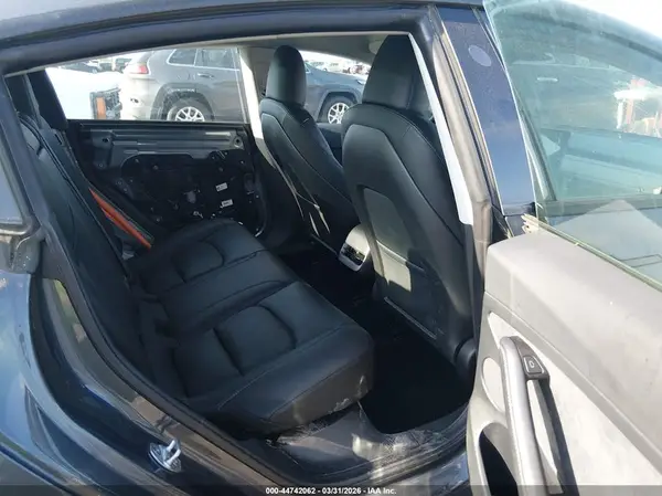 5YJ3E1EA7PF687253 2023 TESLA MODEL 3 - Image 8