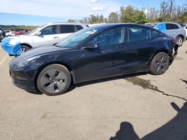 5YJ3E1EA7PF689472 2023 TESLA MODEL 3 - Image 1