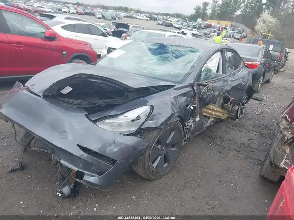 5YJ3E1EA7PF693750 2023 TESLA MODEL 3 - Image 2