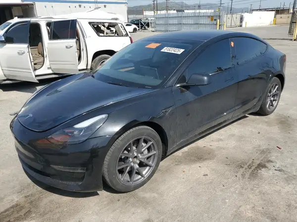 5YJ3E1EA7PF694008 2023 TESLA MODEL 3 - Image 1