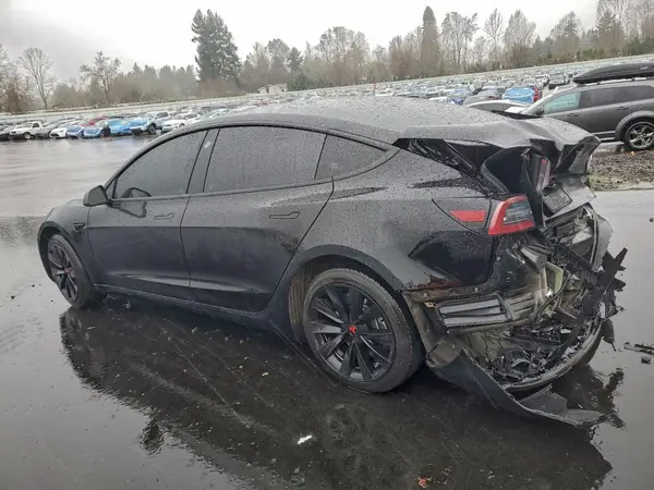 5YJ3E1EA7PF694929 2023 TESLA MODEL 3 - Image 2