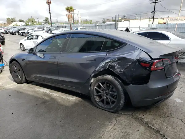 5YJ3E1EA7PF695756 2023 TESLA MODEL 3 - Image 2
