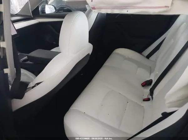 5YJ3E1EA7PF696955 2023 TESLA MODEL 3 - Image 8