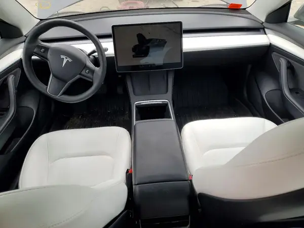 5YJ3E1EA7PF697989 2023 TESLA MODEL 3 - Image 8