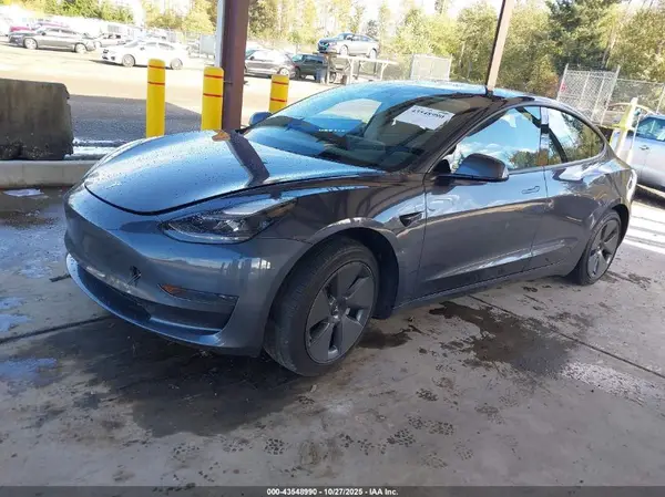 5YJ3E1EA7PF700065 2023 TESLA MODEL 3 - Image 2