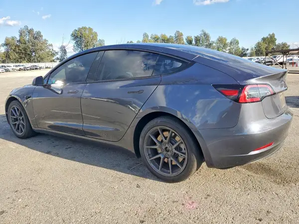 5YJ3E1EA7PF708151 2023 TESLA MODEL 3 - Image 2