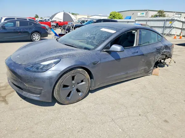 5YJ3E1EA7PF713740 2023 TESLA MODEL 3 - Image 1