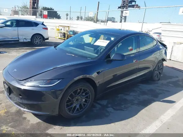 5YJ3E1EA7RF717855 2024 TESLA MODEL 3 - Image 2