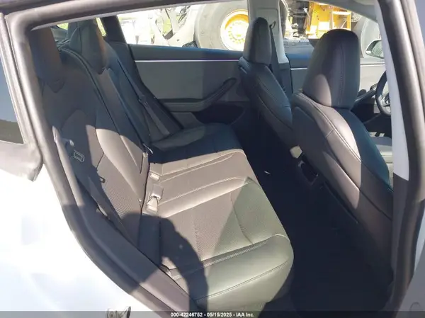 5YJ3E1EA7RF721503 2024 TESLA MODEL 3 - Image 8