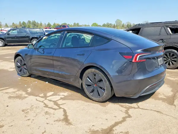 5YJ3E1EA7RF721713 2024 TESLA MODEL 3 - Image 2