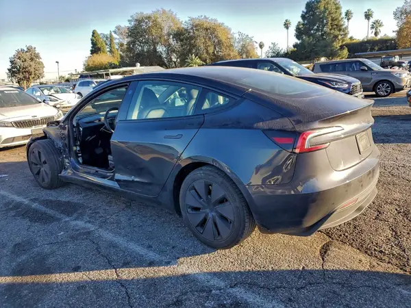 5YJ3E1EA7RF722120 2024 TESLA MODEL 3 - Image 2