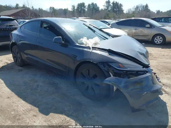 5YJ3E1EA7RF722862 2024 TESLA MODEL 3 - Image 1