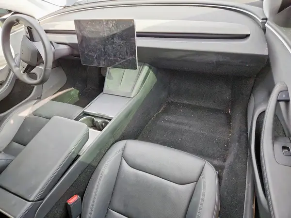 5YJ3E1EA7RF724241 2024 TESLA MODEL 3 - Image 8