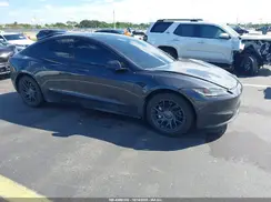 5YJ3E1EA7RF724708 2024 TESLA MODEL 3