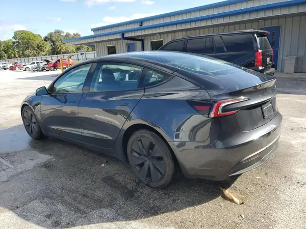 5YJ3E1EA7RF726152 2024 TESLA MODEL 3 - Image 2
