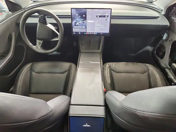 5YJ3E1EA7RF727091 2024 TESLA MODEL 3 - Image 8