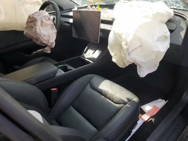 5YJ3E1EA7RF728225 2024 TESLA MODEL 3 - Image 8