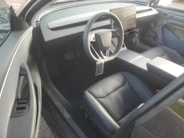 5YJ3E1EA7RF730282 2024 TESLA MODEL 3 - Image 8