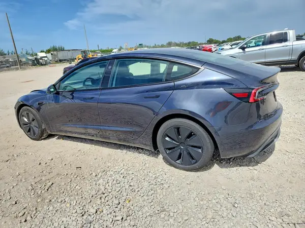 5YJ3E1EA7RF757787 2024 TESLA MODEL 3 - Image 2