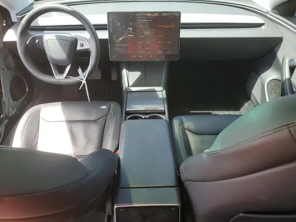 5YJ3E1EA7RF765601 2024 TESLA MODEL 3 - Image 8