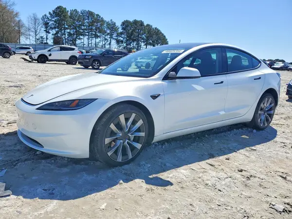 5YJ3E1EA7RF768014 2024 TESLA MODEL 3 - Image 1