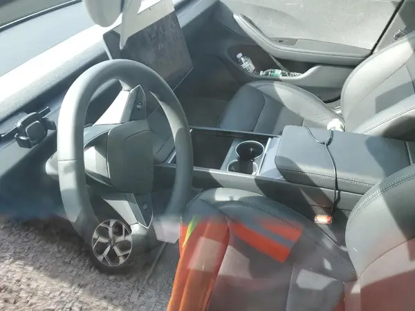 5YJ3E1EA7RF771592 2024 TESLA MODEL 3 - Image 8