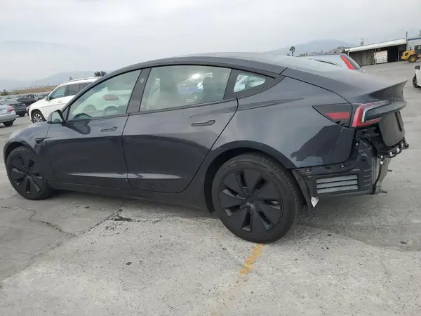 5YJ3E1EA7RF785010 2024 TESLA MODEL 3 - Image 2