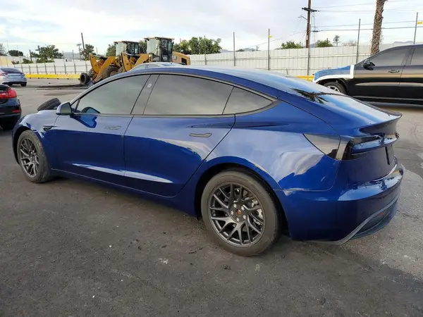 5YJ3E1EA7RF828017 2024 TESLA MODEL 3 - Image 2