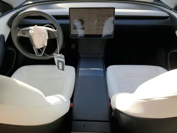 5YJ3E1EA7RF833752 2024 TESLA MODEL 3 - Image 8