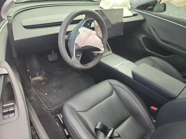 5YJ3E1EA7RF834366 2024 TESLA MODEL 3 - Image 8